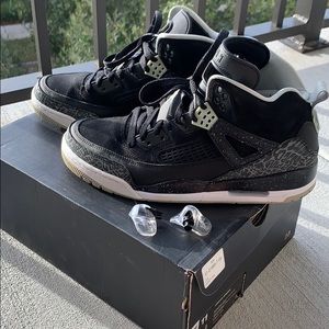 Jordan Spizike, size 11